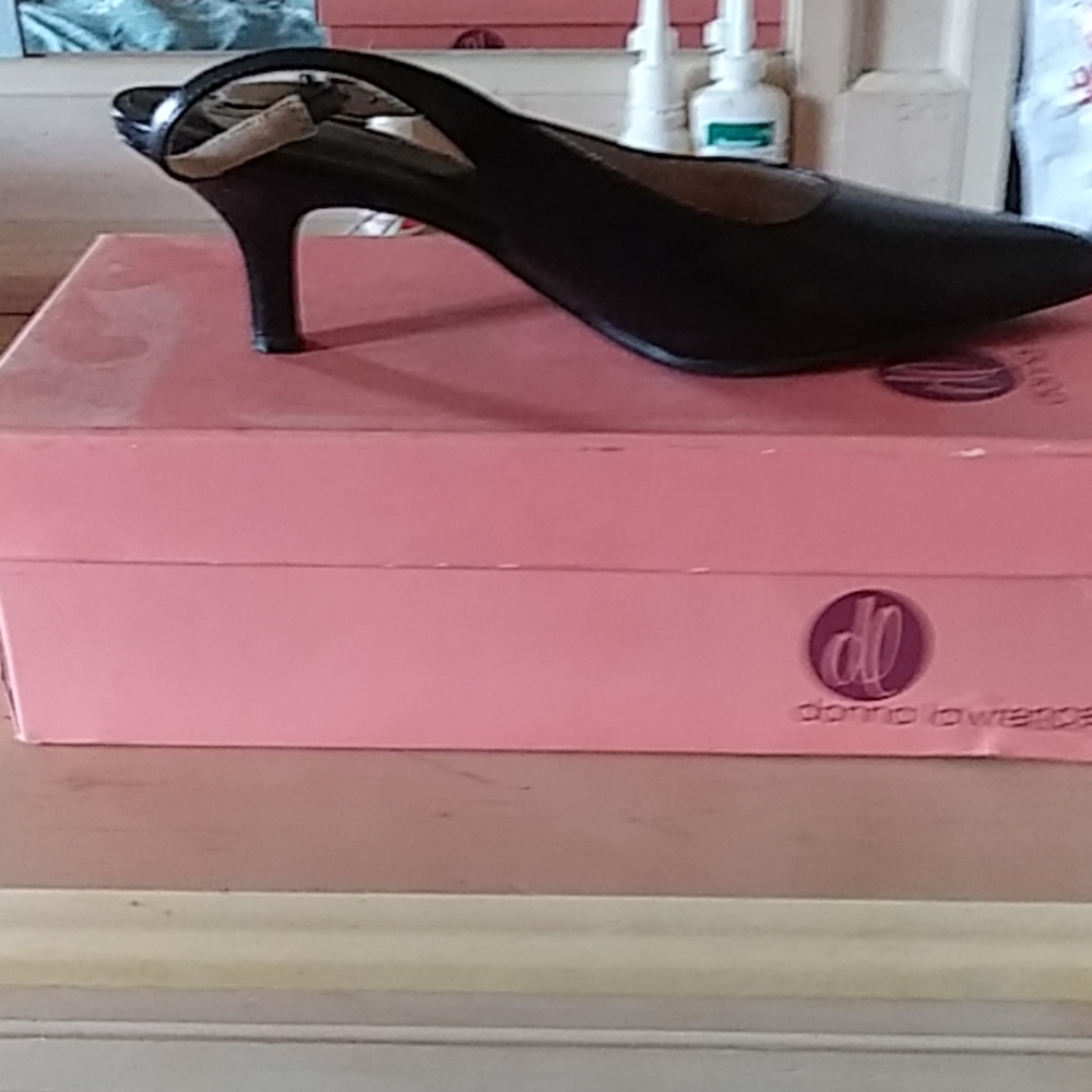 Donna Lawrence Ladies Black Leather Heels